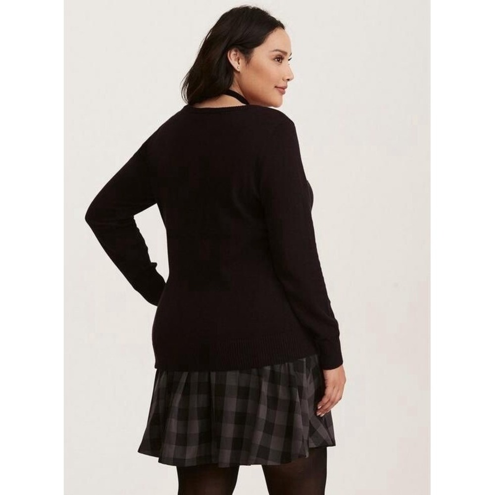 Torrid Embellished Patches Pullover Sweater 3X - Picture 2 of 7